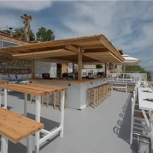 Hotel White Afytos